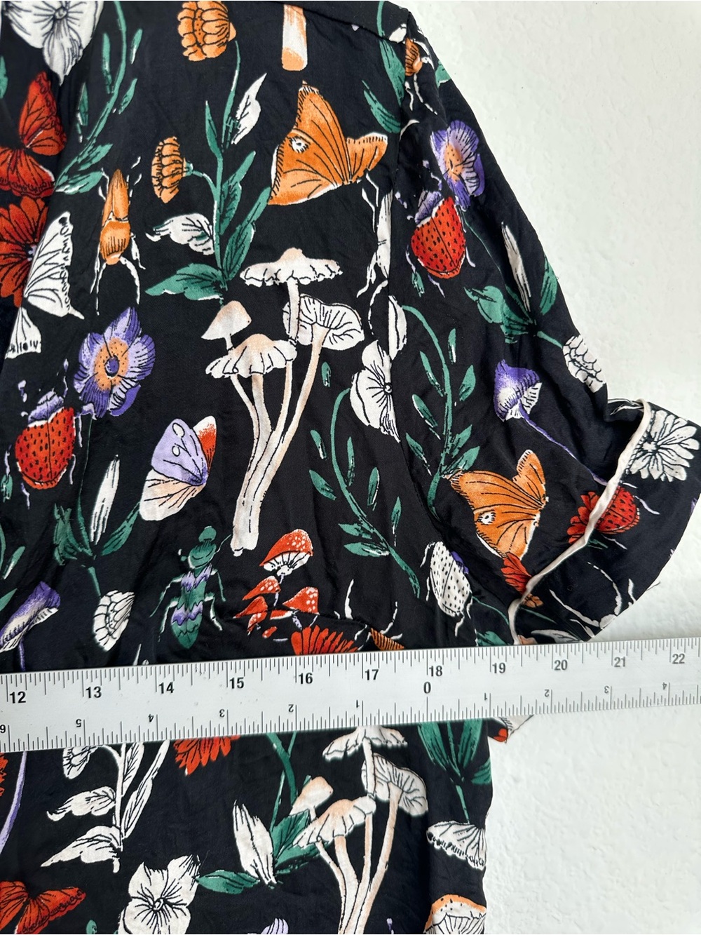 Anthropologie Silky Patterned Pajama Set Mushroom Print Top & Bottom - Picture 10 of 15